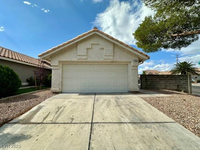 Las Vegas, NV 89107,5400 Maddox AVE