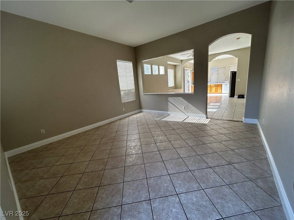 Las Vegas, NV 89147,8026 BONAVENTURE DR #0