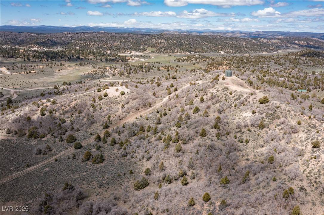 Alton, UT 84710,2526 N Oak Ridge RD
