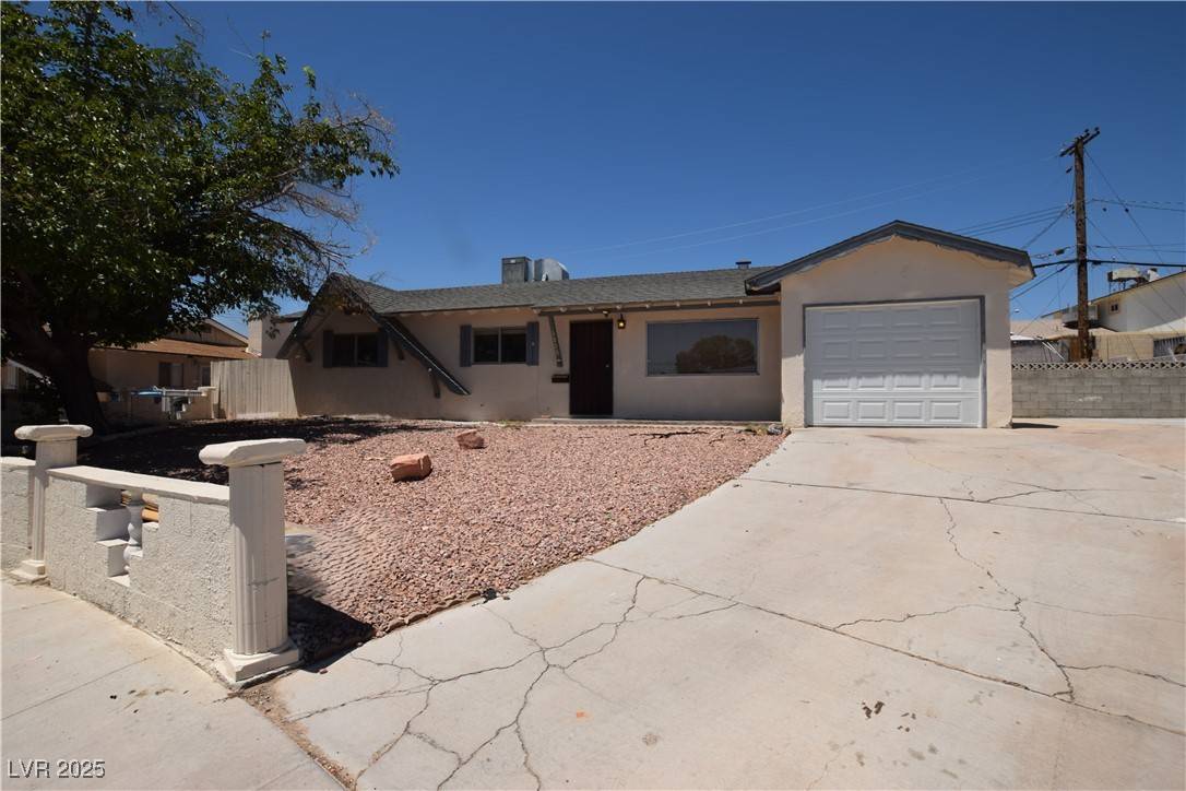 Las Vegas, NV 89121,3323 Bancroft CIR