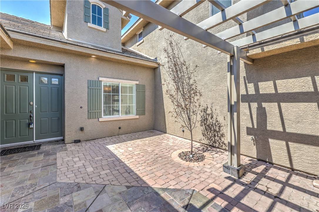 Las Vegas, NV 89135,10227 Sunset Gardens DR