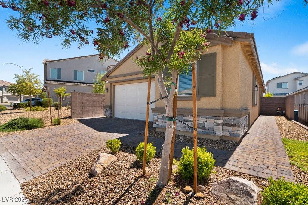 Henderson, NV 89052,3709 Neblina DR