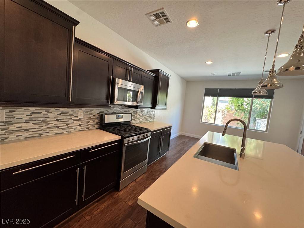 Las Vegas, NV 89135,2090 Morro Vista DR