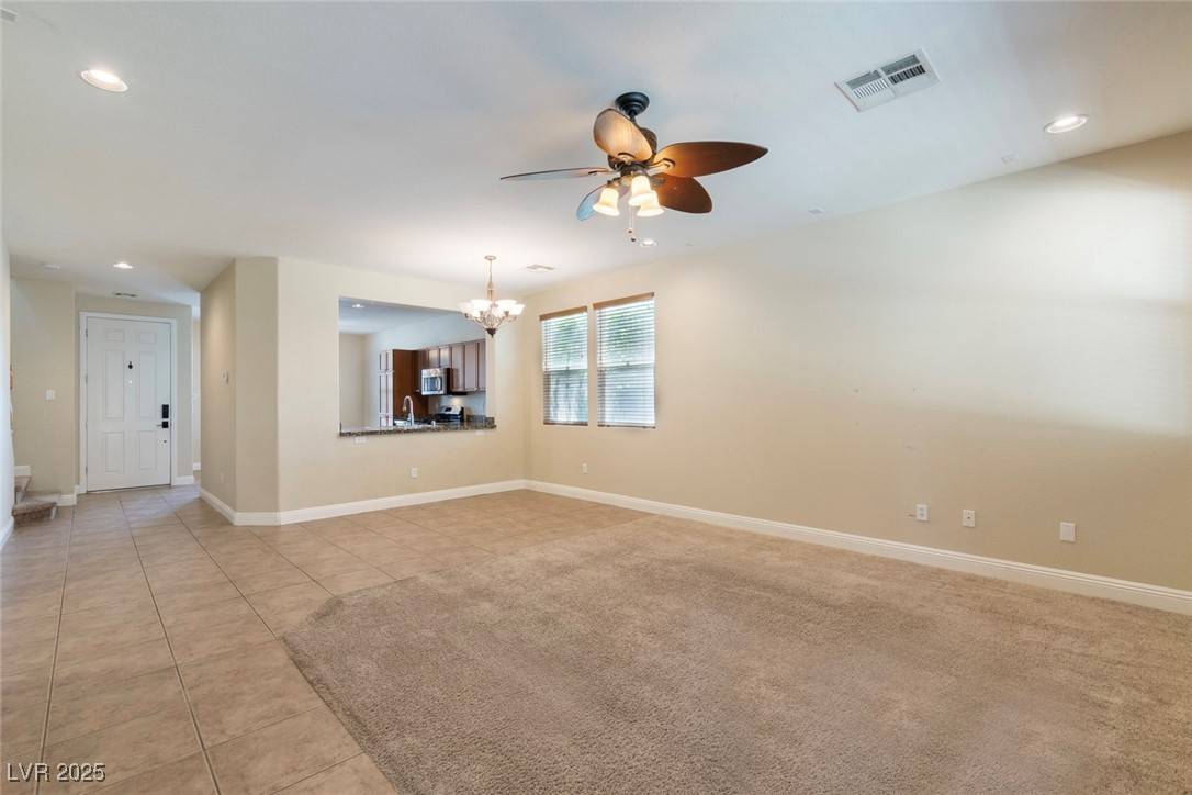 Las Vegas, NV 89143,9305 Ironsend ST