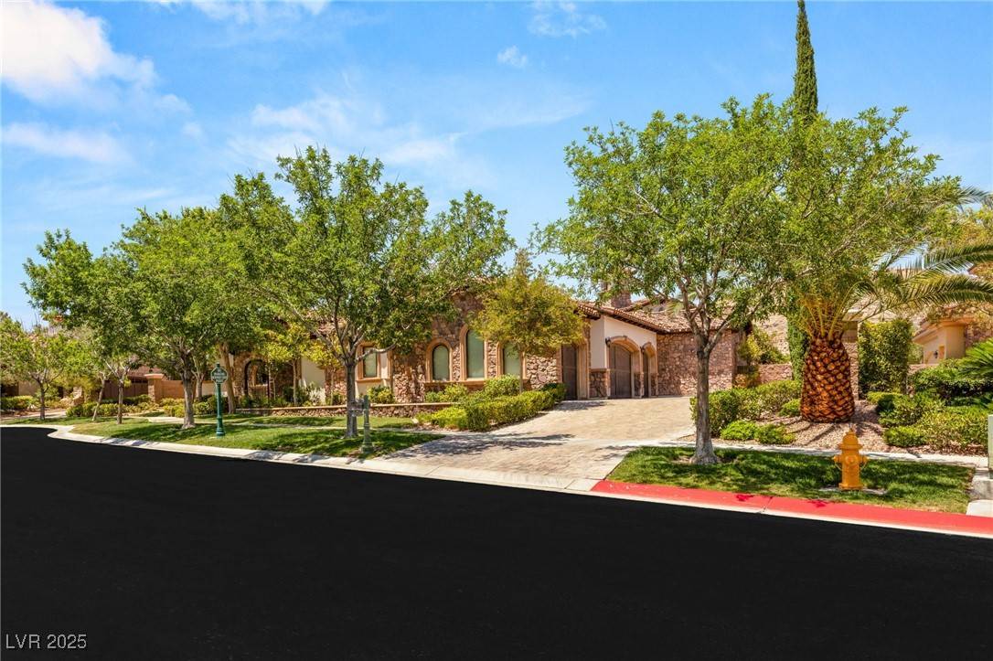 Las Vegas, NV 89141,38 Pebble Dunes CT