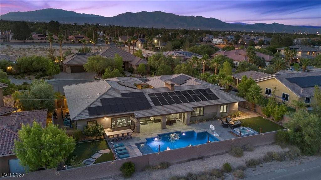 Las Vegas, NV 89129,8075 Palm Cove CT
