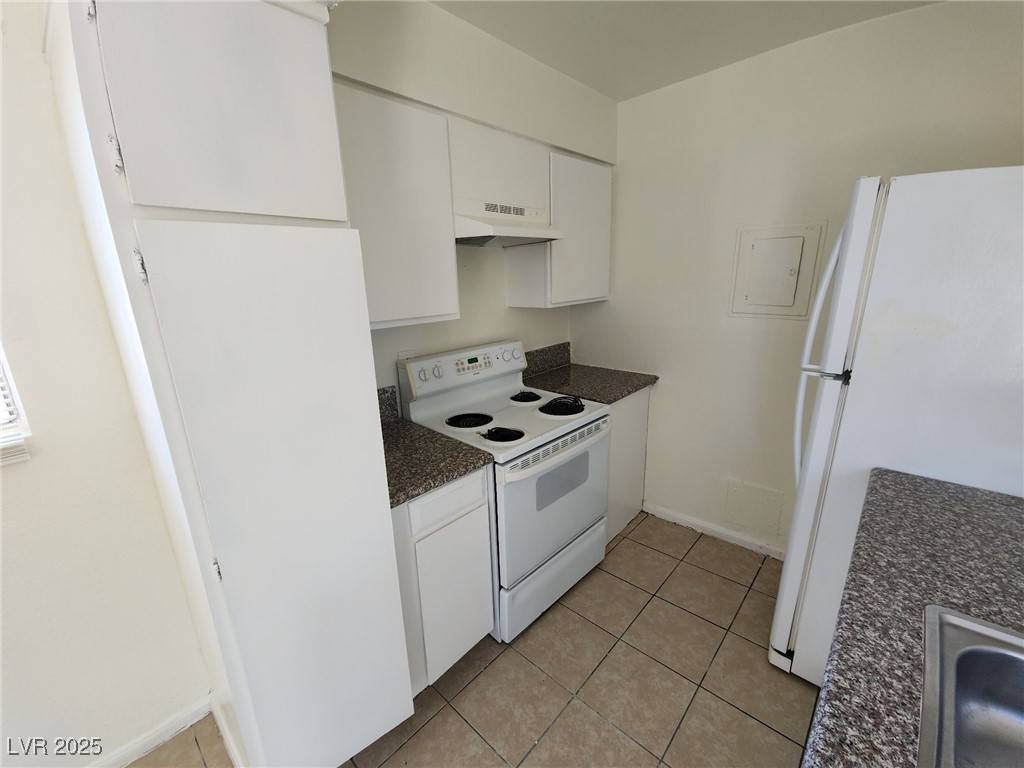 Las Vegas, NV 89101,2513 Cedar AVE #4