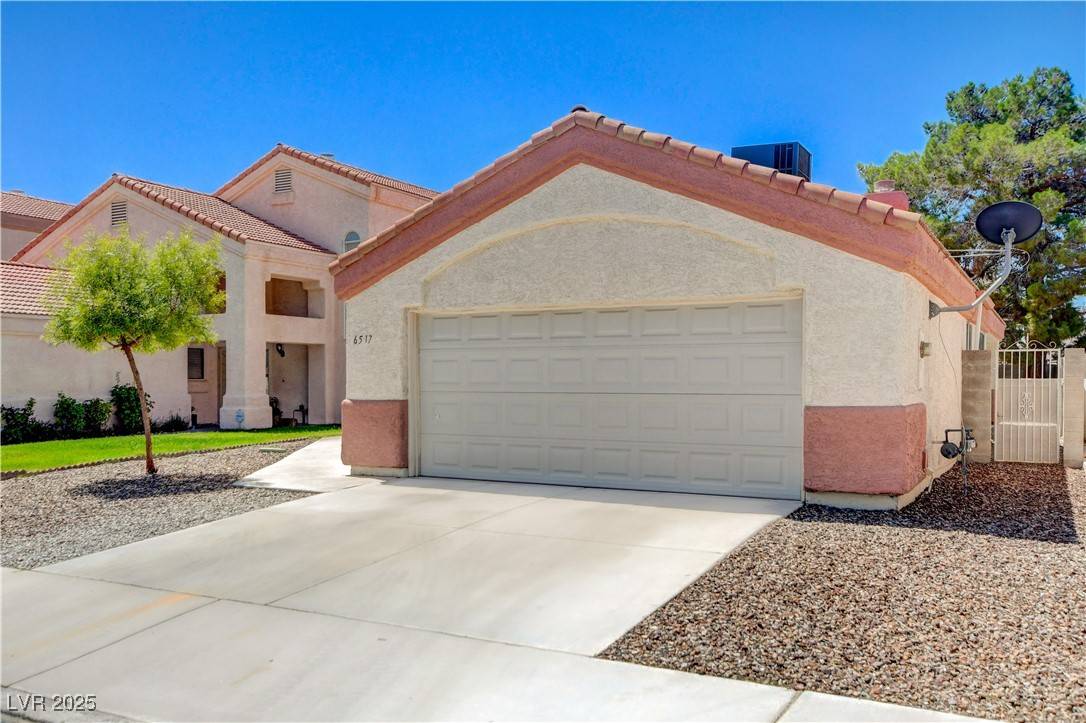 Las Vegas, NV 89108,6517 Old Oxford AVE