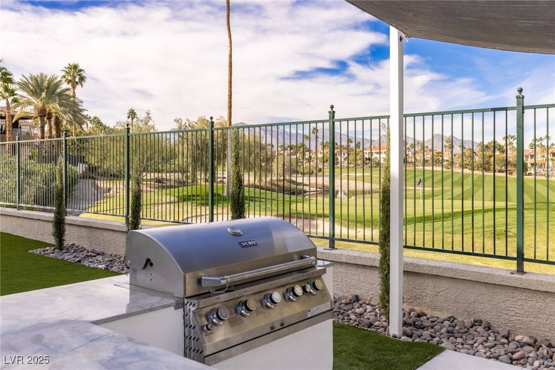 Las Vegas, NV 89117,8600 Titleist CIR