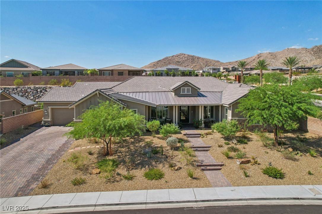 Las Vegas, NV 89138,11181 Luna Blanca DR