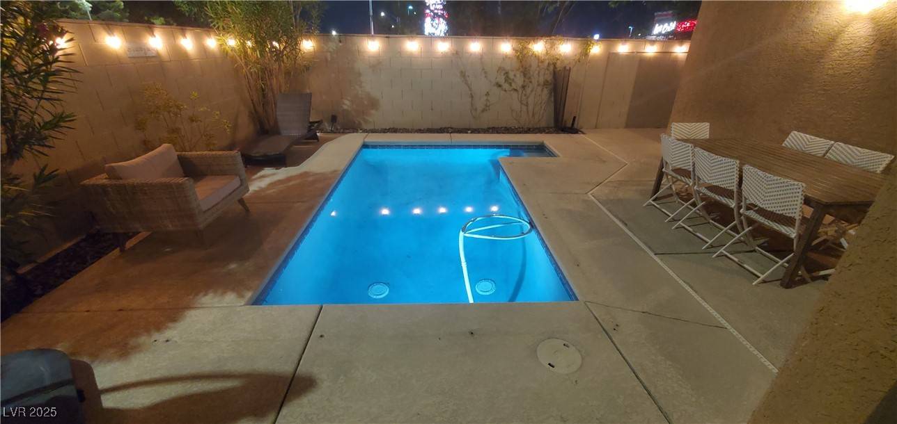 Las Vegas, NV 89117,8656 Big Sagebrush AVE