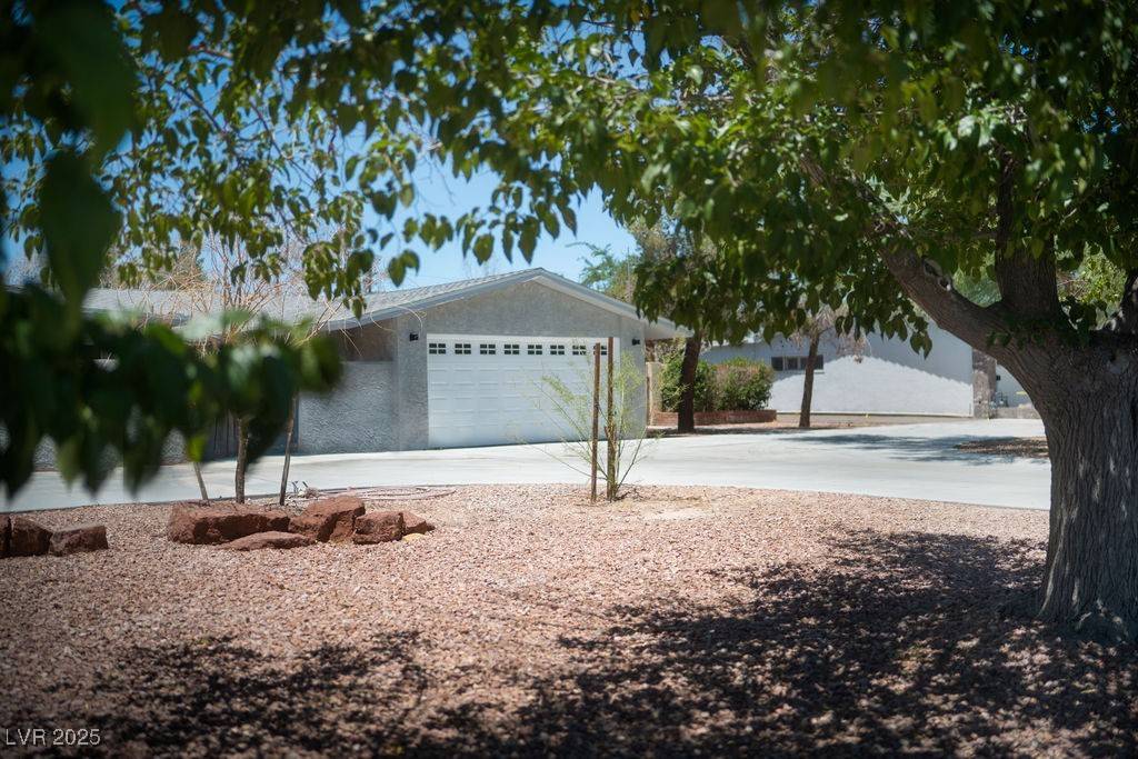 Las Vegas, NV 89107,714 Lacy LN