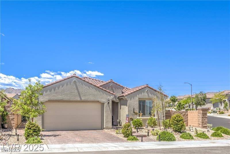 Las Vegas, NV 89166,8269 Skye Peak ST