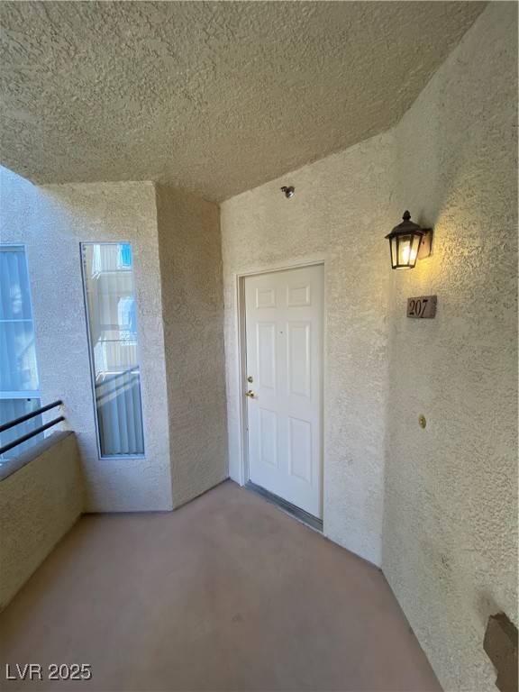 Las Vegas, NV 89113,7147 S Durango DR #207
