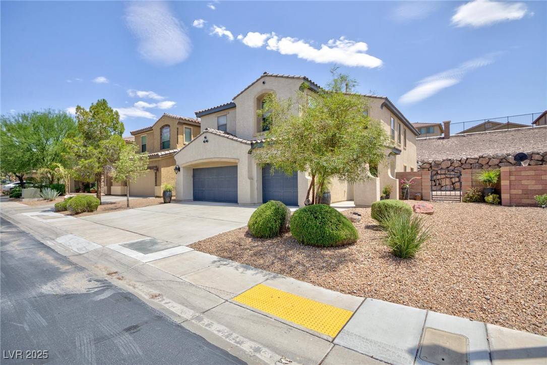 Henderson, NV 89011,229 Via Franciosa DR