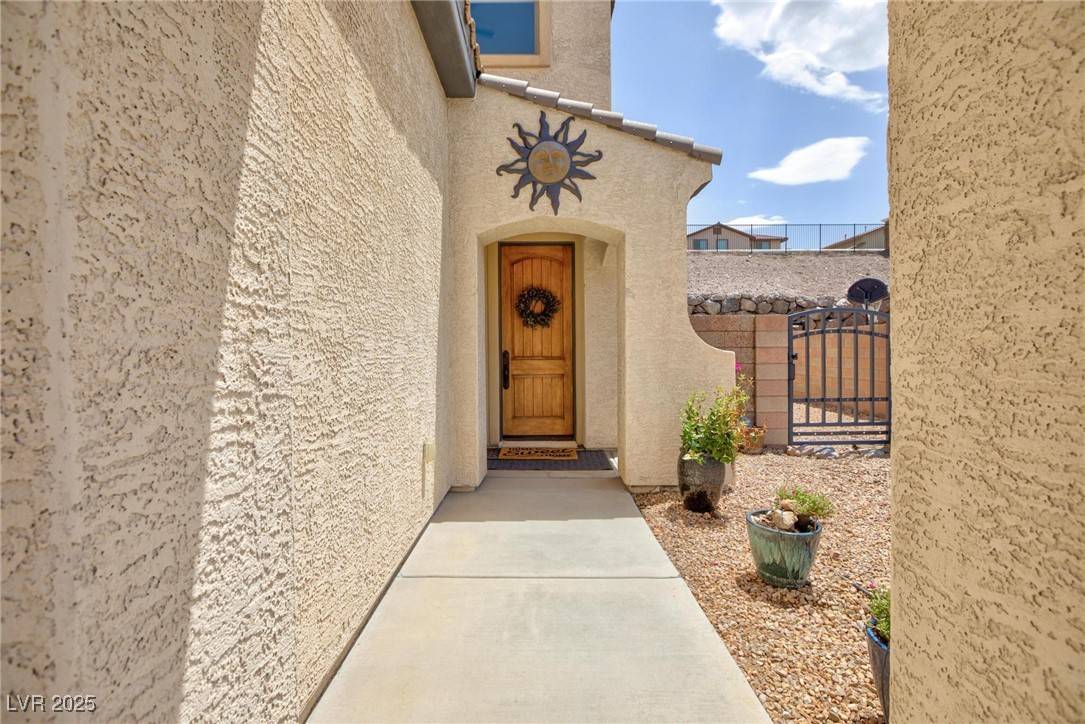 Henderson, NV 89011,229 Via Franciosa DR