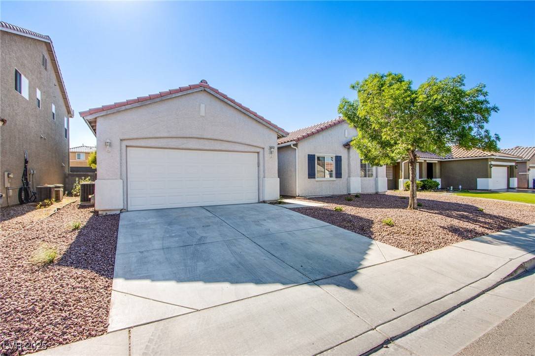 Las Vegas, NV 89118,5653 Artesia Lake CT