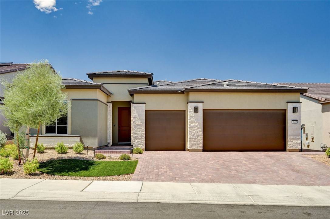 Las Vegas, NV 89143,9632 Lapis LN