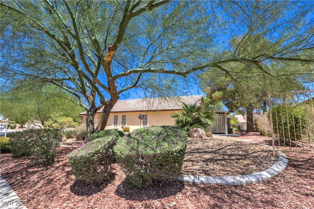 Las Vegas, NV 89130,4824 Lawnwood CT