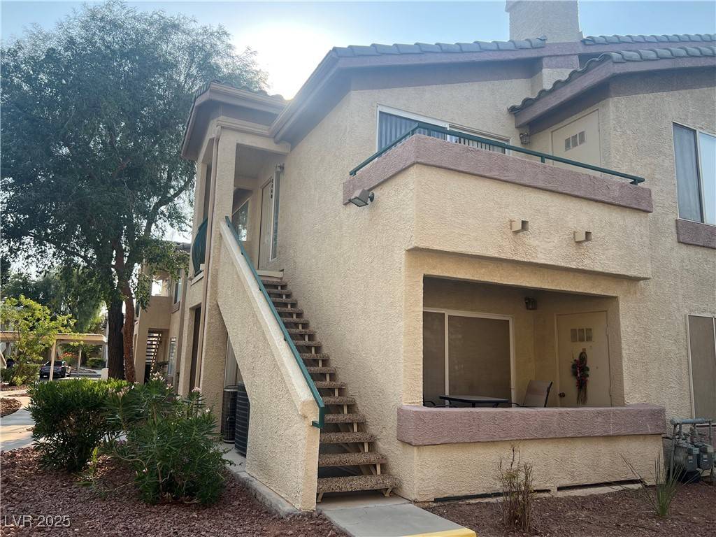 Las Vegas, NV 89122,5710 E Tropicana AVE #2148