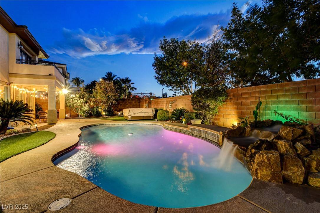 Las Vegas, NV 89144,109 N Buteo Woods LN