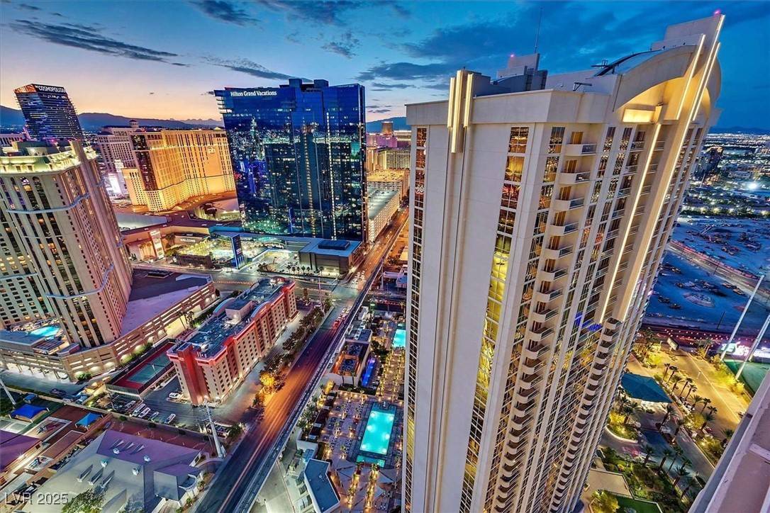Las Vegas, NV 89109,145 E Harmon AVE #3815