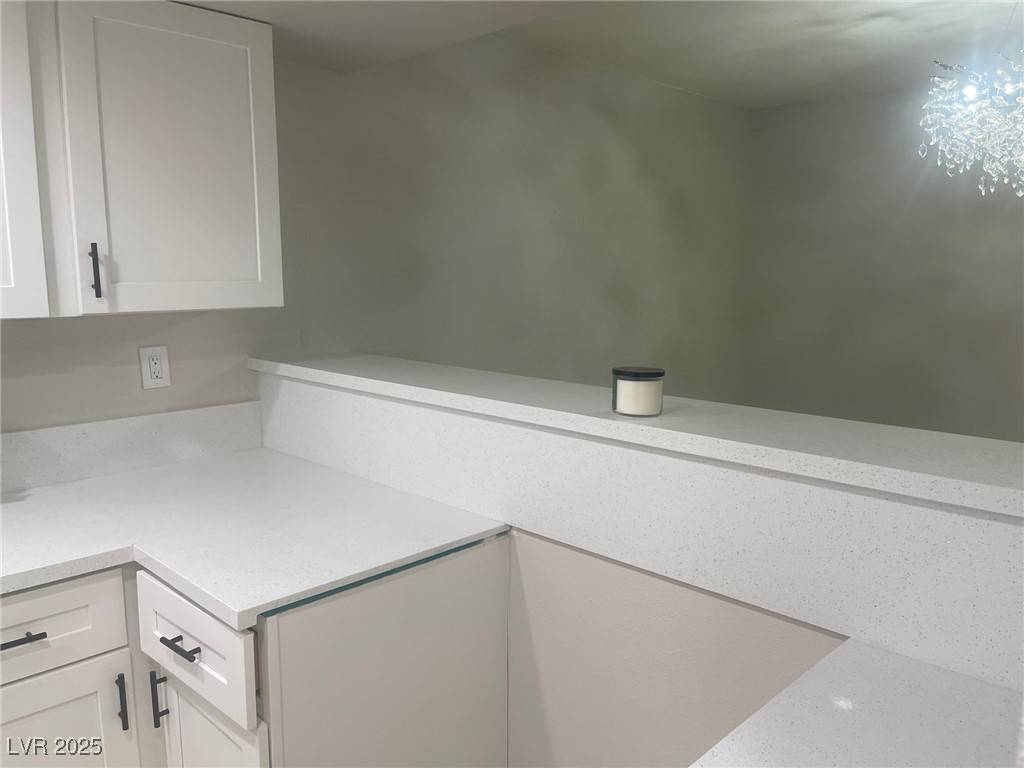 Las Vegas, NV 89169,2080 Karen AVE #76