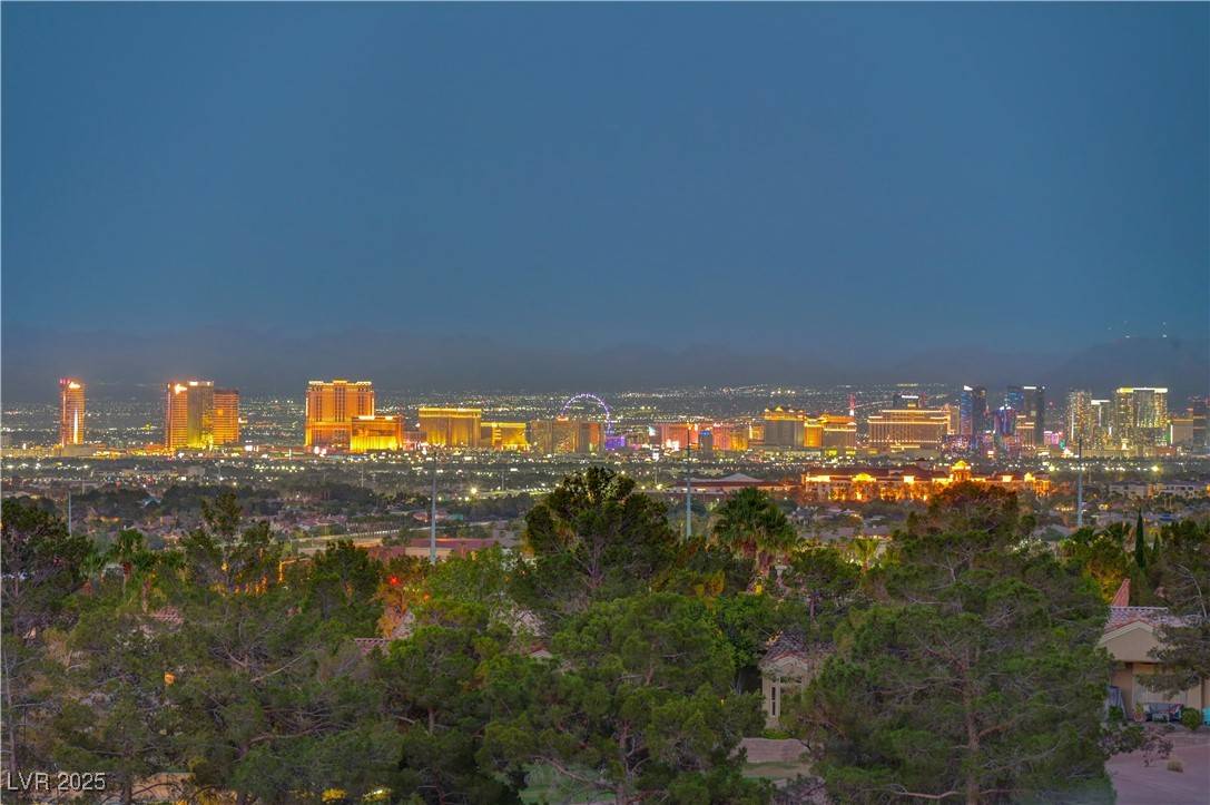 Las Vegas, NV 89134,2124 Bay Tree DR