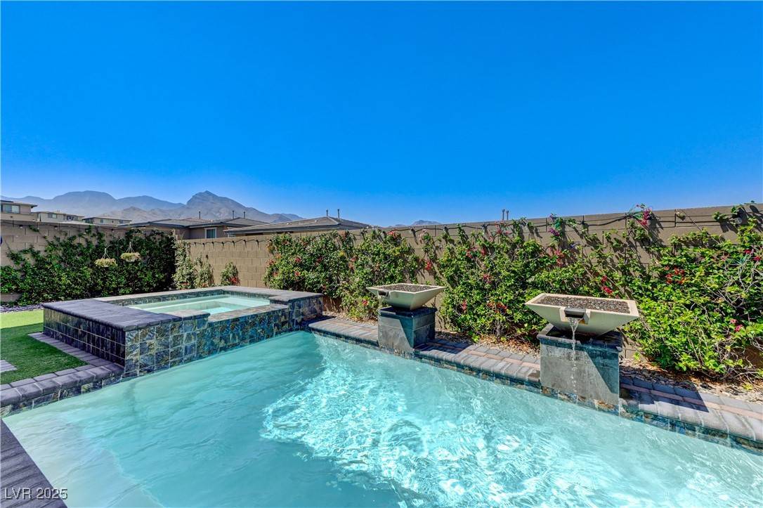 Las Vegas, NV 89138,12502 Dolan Point ST