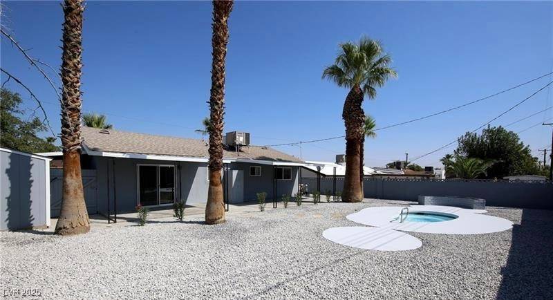Las Vegas, NV 89107,5305 Sugarfoot AVE