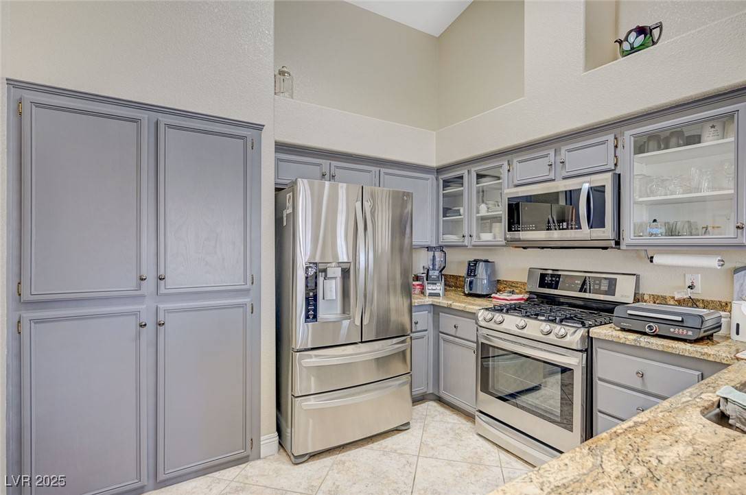 Las Vegas, NV 89119,2035 E Warm Springs RD #1001