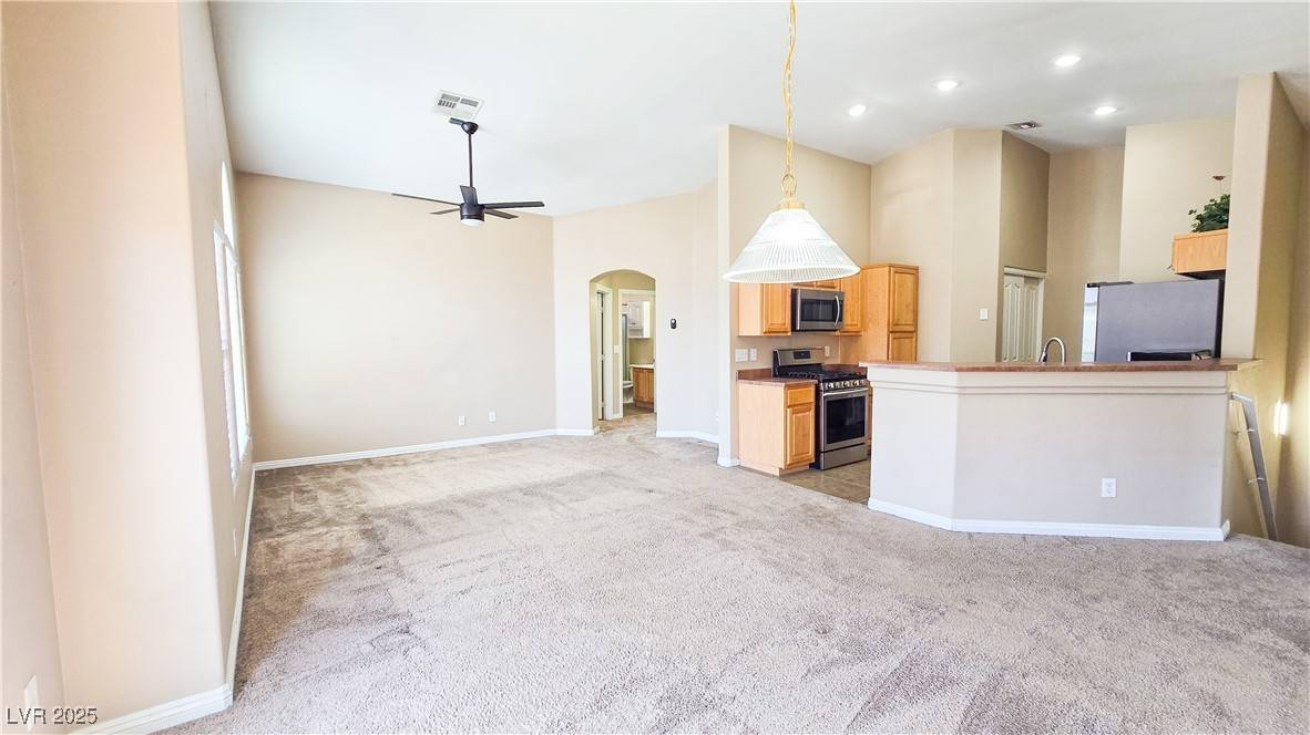 Las Vegas, NV 89178,8718 Tom Noon AVE #101