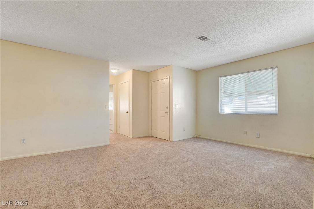 Las Vegas, NV 89146,6750 DEL REY AVE #221