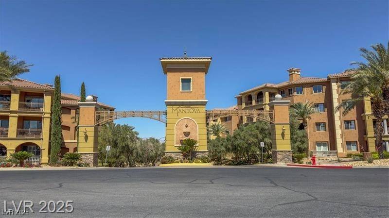 Henderson, NV 89011,20 Via Mantova #202