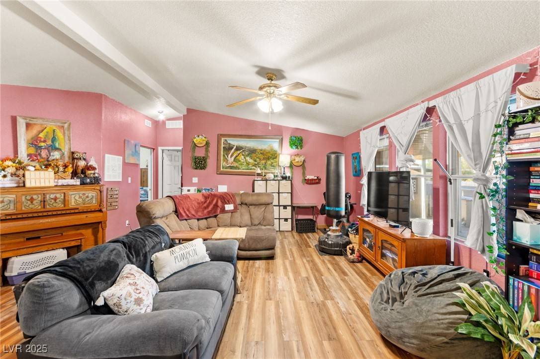 Las Vegas, NV 89121,4954 Mar Vista WAY
