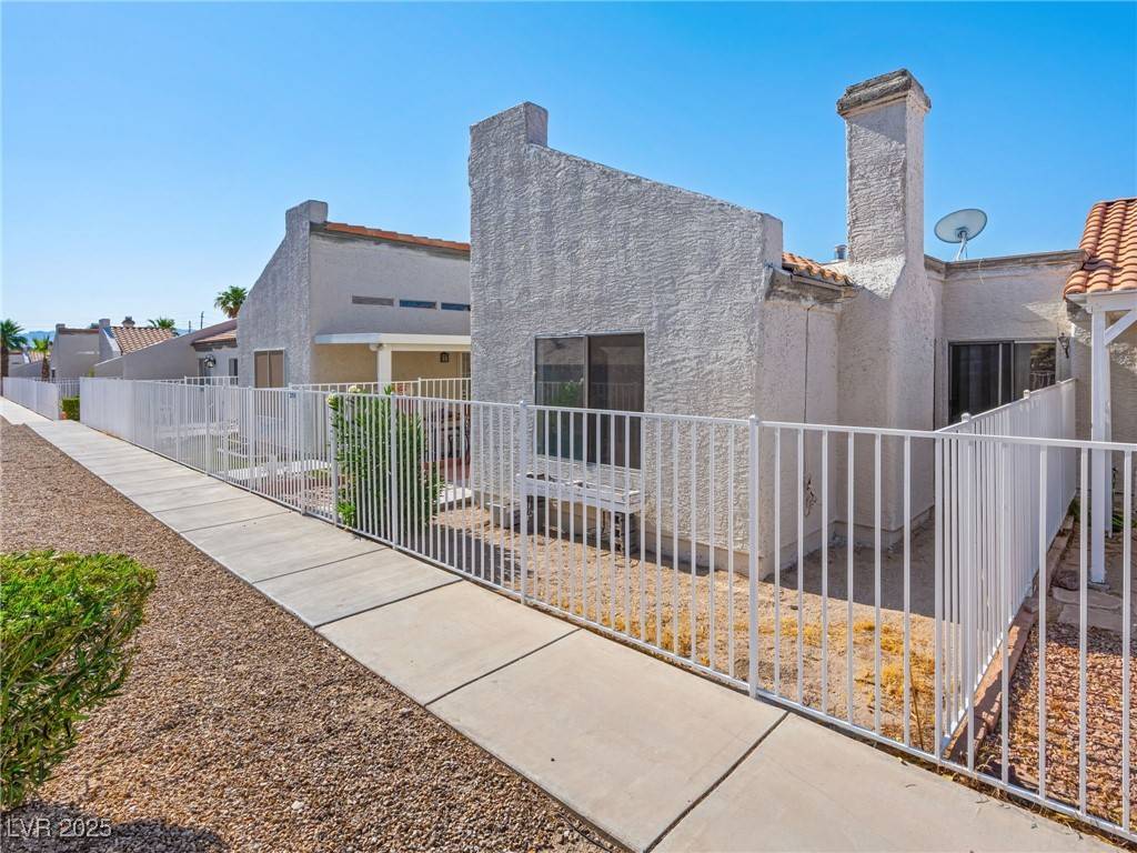 Laughlin, NV 89029,2214 Pebble Creek LN