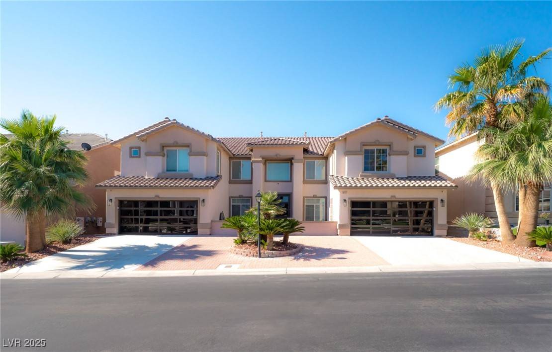 Las Vegas, NV 89143,8929 Glenistar Gate AVE