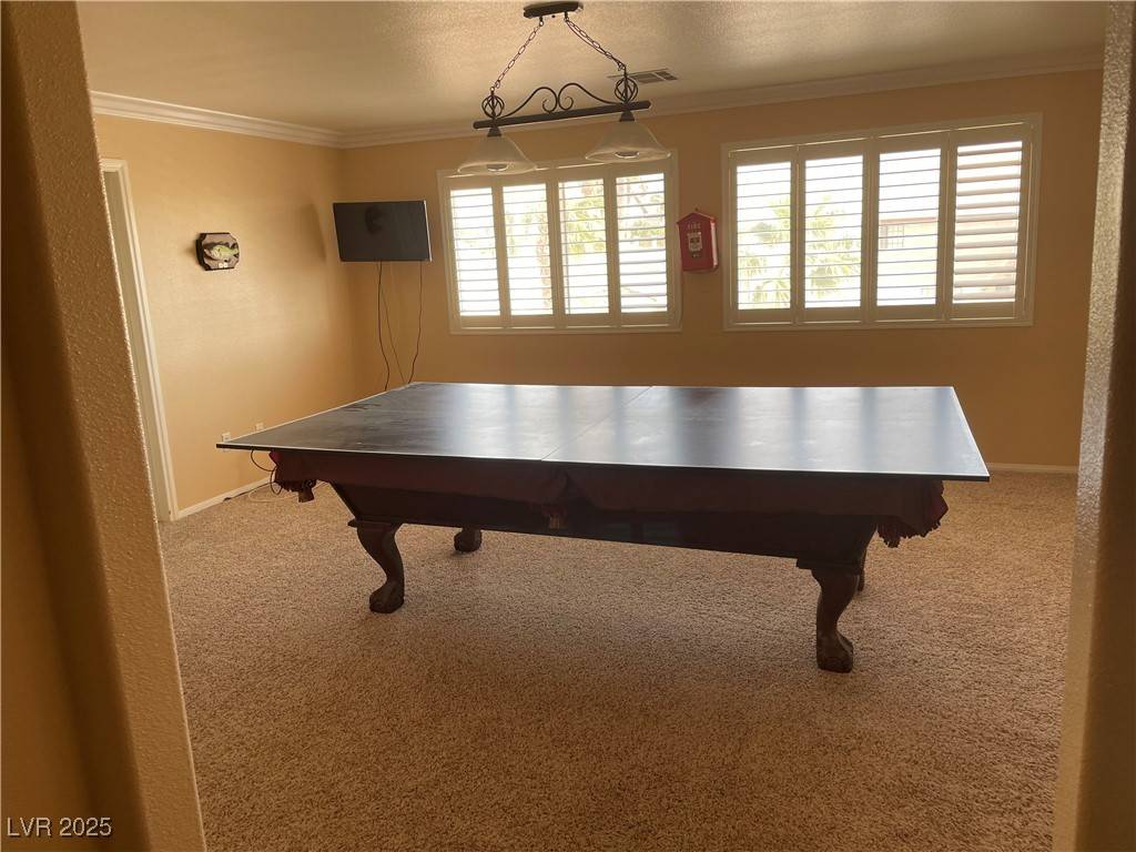 Las Vegas, NV 89117,7020 King Solomons CT