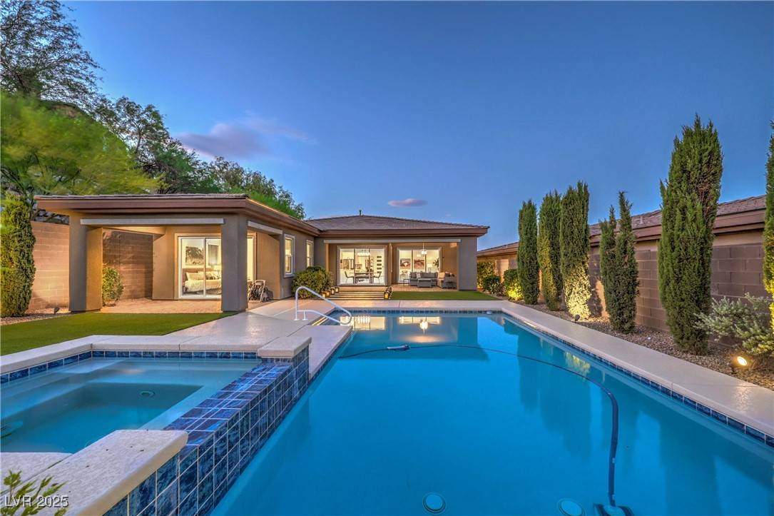 Henderson, NV 89011,118 Reflection Cove DR