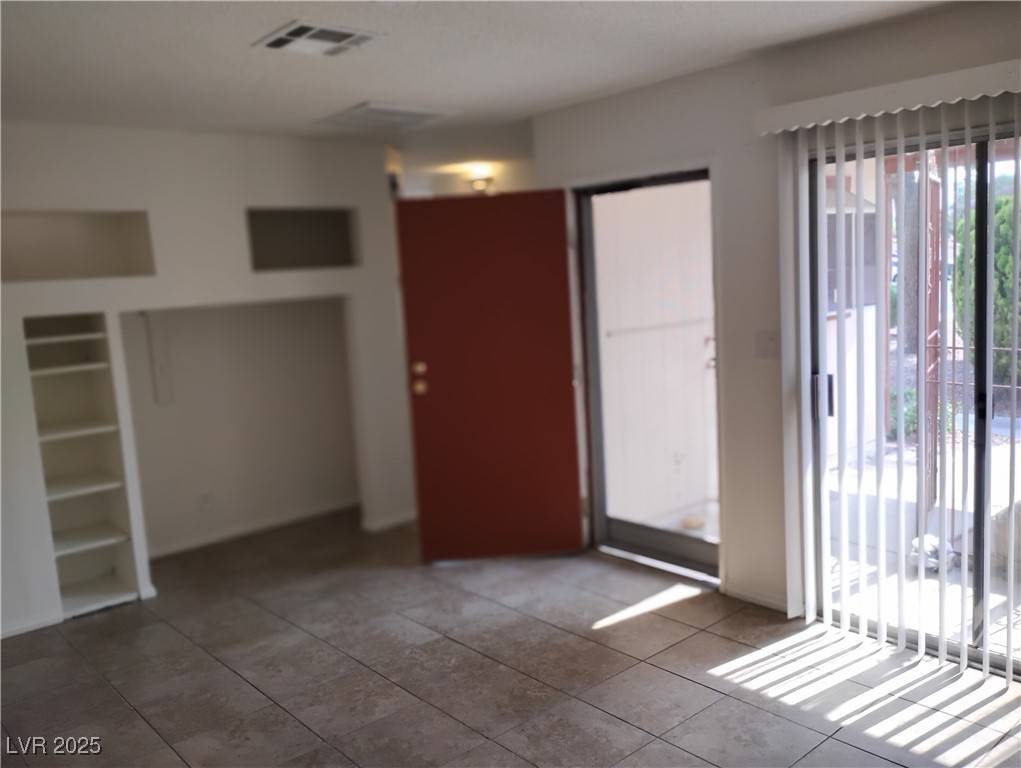 Las Vegas, NV 89110,425 N Lamb BLVD #D