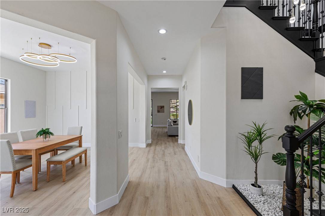 Henderson, NV 89052,17 Winding RD