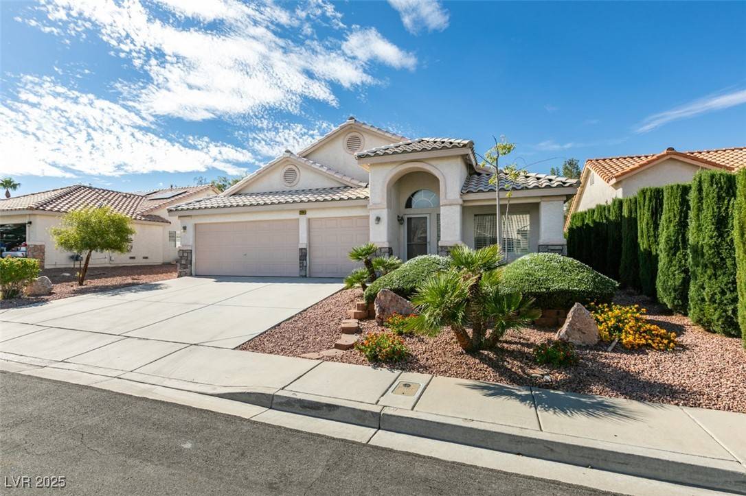 Henderson, NV 89052,2744 Summerchase LN
