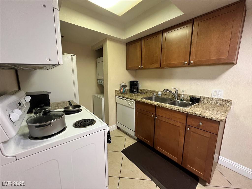 Las Vegas, NV 89103,4200 S Valley View BLVD #2092