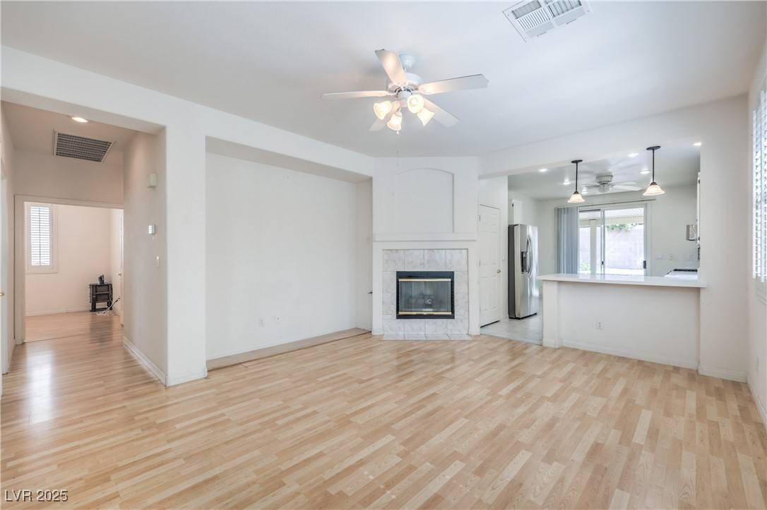 Las Vegas, NV 89135,10250 Torrey Valley CT