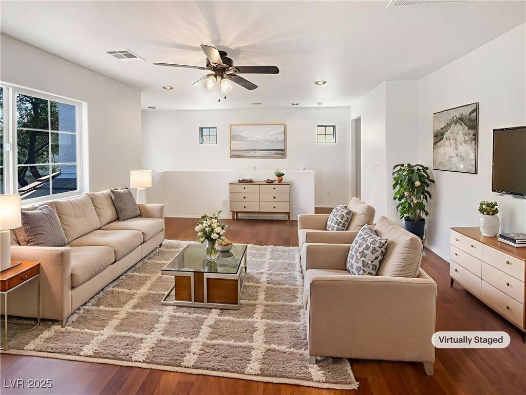 Las Vegas, NV 89149,8872 Niche AVE