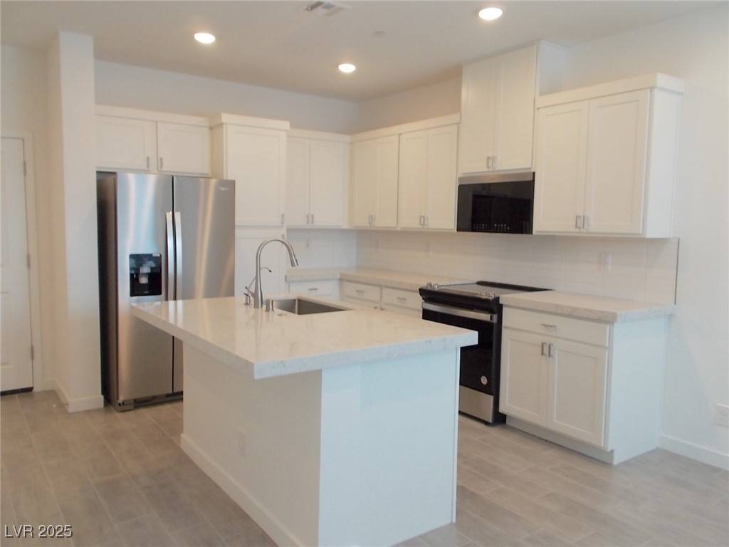 Henderson, NV 89011,180 Freeport View PL