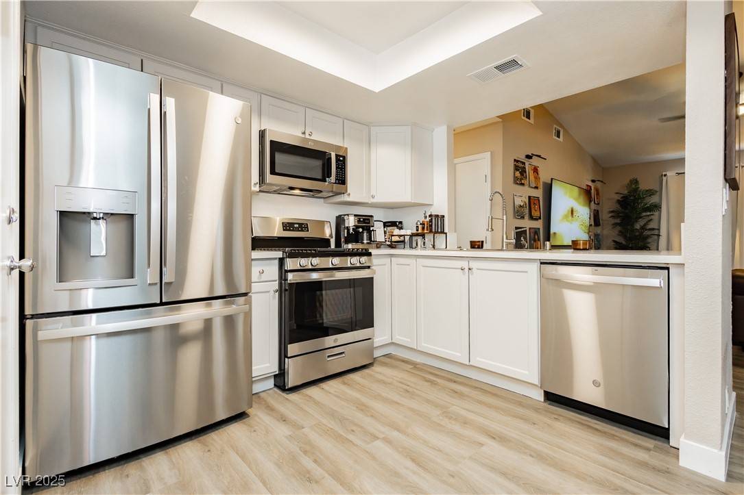 Henderson, NV 89011,557 Zuber AVE