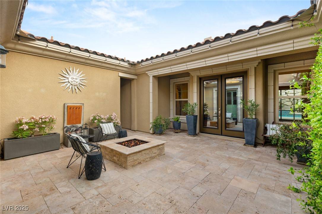 Las Vegas, NV 89141,21 Grand Masters DR