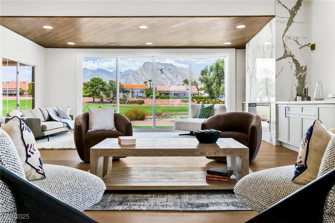 Las Vegas, NV 89134,2937 Billy Casper DR