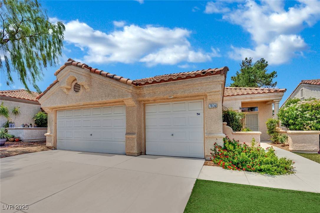 Las Vegas, NV 89129,7836 Morning Flower LN